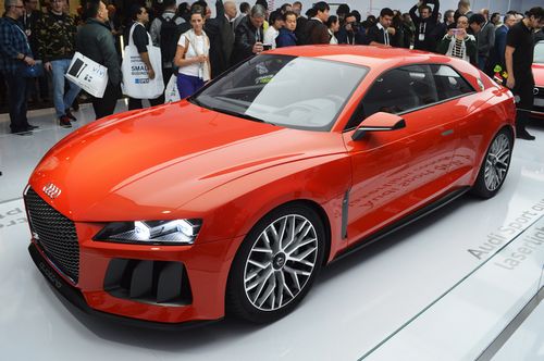 Audi представила «лазерное» купе sport quattro