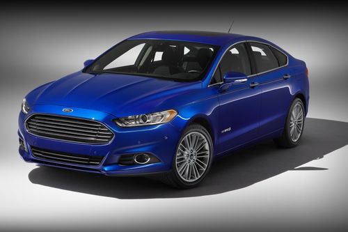 Ford выведет на европейский рынок подключаемые гибриды