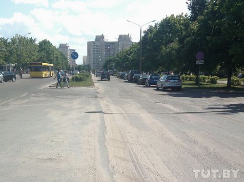 Одна из главных улиц в солигорске больше года ждет ремонта