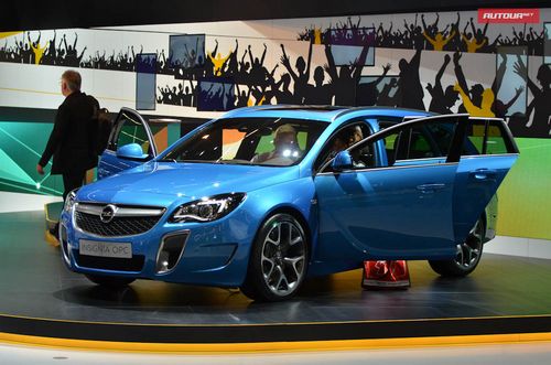 Opel представил внедорожную insignia