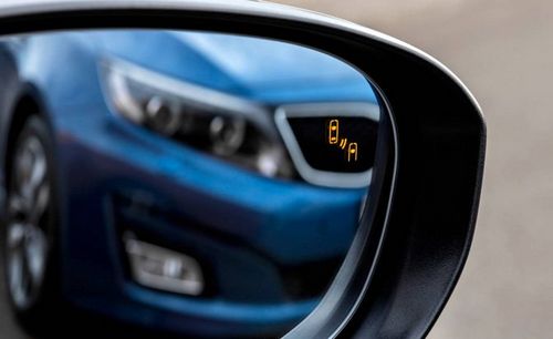 Семь самых раздражающих современных технологий в автомобиле