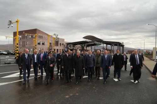 Третий модернизированный таможенный пункт открыт между арменией и грузией - «транспорт»
