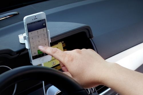 В беларуси создана мобильная соцсеть для водителей и гаи