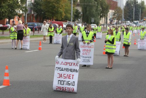 В гродно вспомнили о детях, погибших на дорогах области